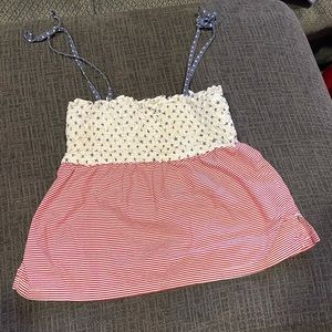 American flag based shirt size 8 in children.